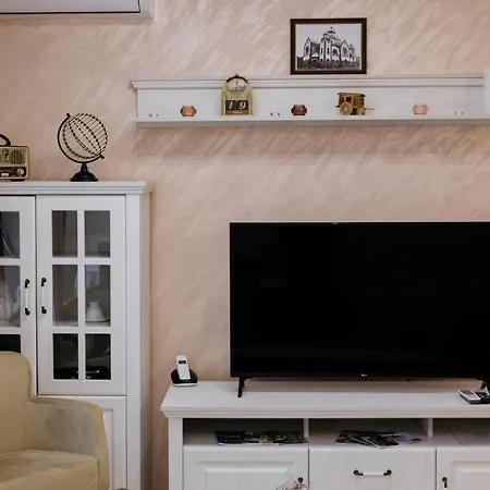 公寓 Kristina 4* 苏博蒂察